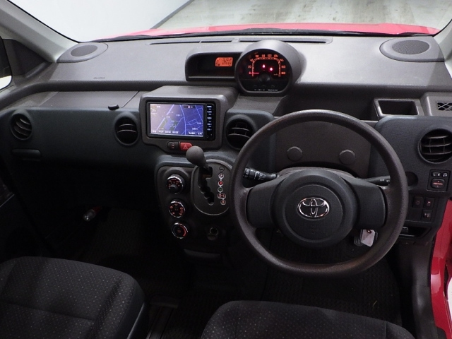 TOYOTA SPADE 2014