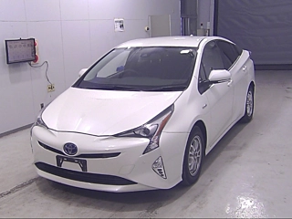TOYOTA PRIUS 2018