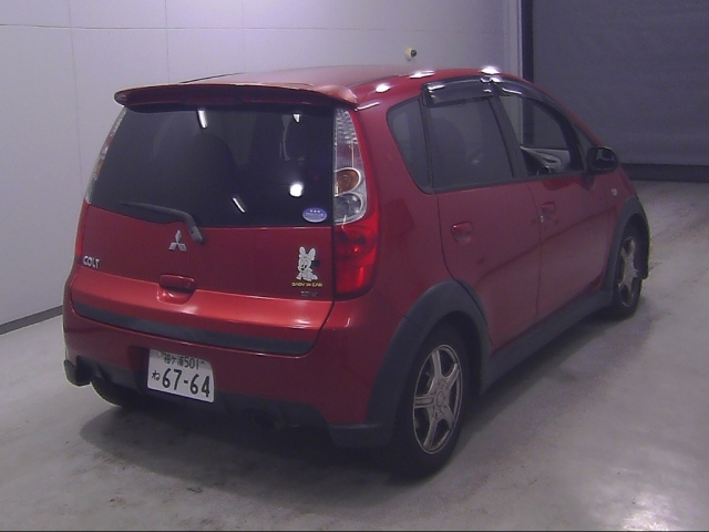 MITSUBISHI COLT 2011
