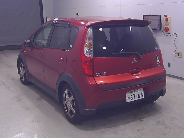MITSUBISHI COLT 2011
