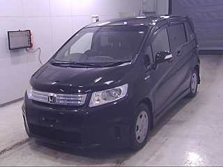 HONDA FREED 2013