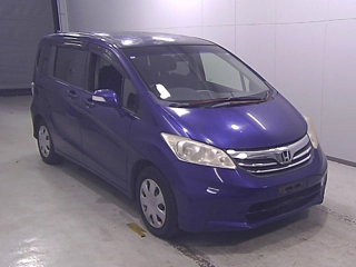 HONDA FREED 2013