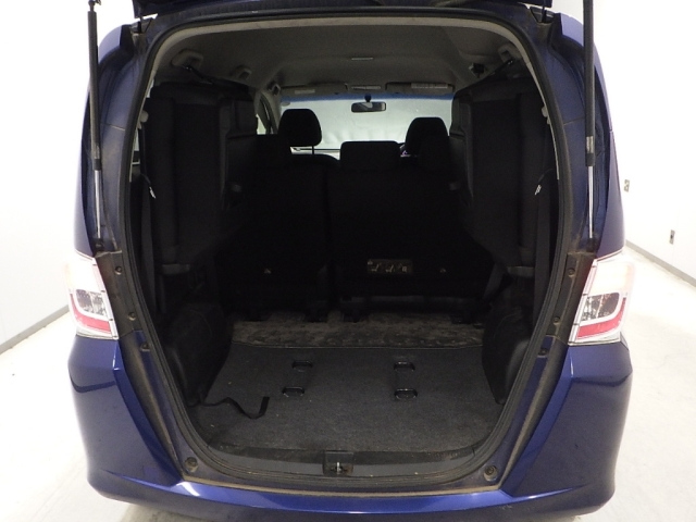 HONDA FREED 2013