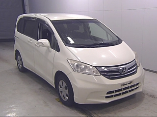 HONDA FREED 2012