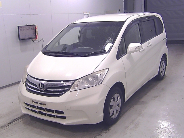 HONDA FREED 2012