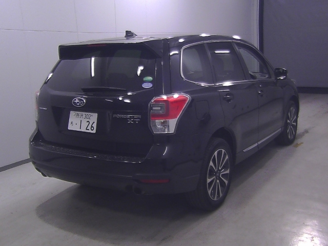 SUBARU FORESTER 2016