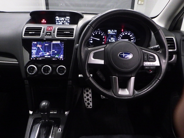 SUBARU FORESTER 2016