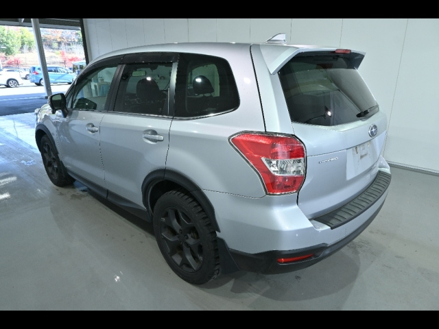 SUBARU FORESTER 2014