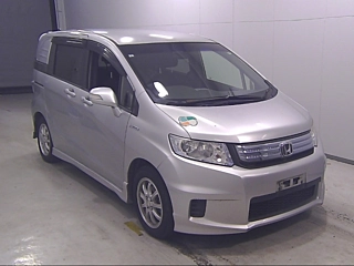 HONDA FREED 2013