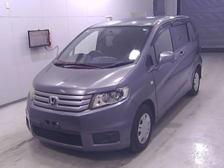 HONDA FREED 2010