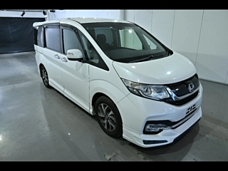 HONDA STEP WAGON 2017