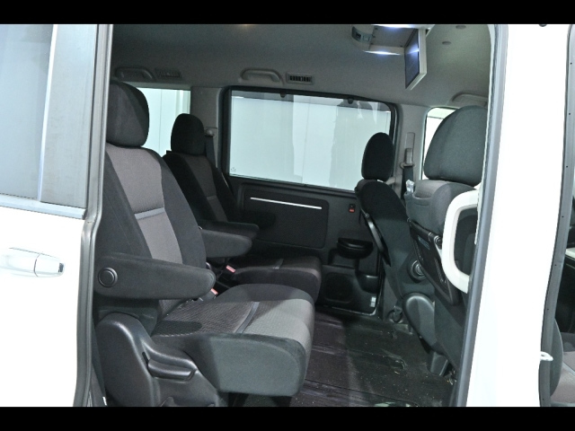 HONDA STEP WAGON 2017