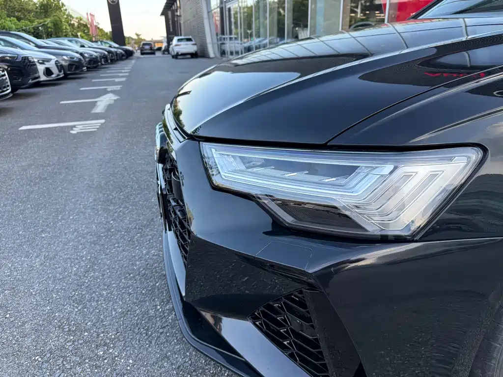 AUDI A6L 2019