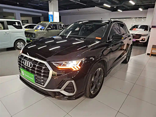 AUDI Q3  2019