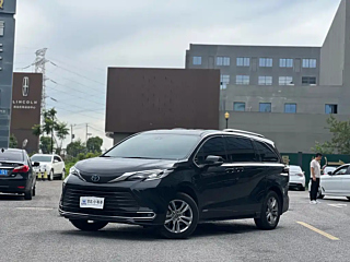TOYOTA SIENNA SIENNA 2024
