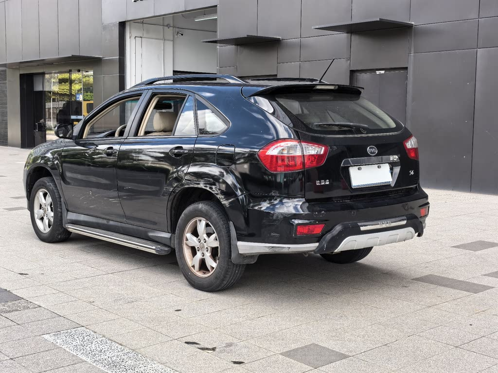 BYD S6 2011