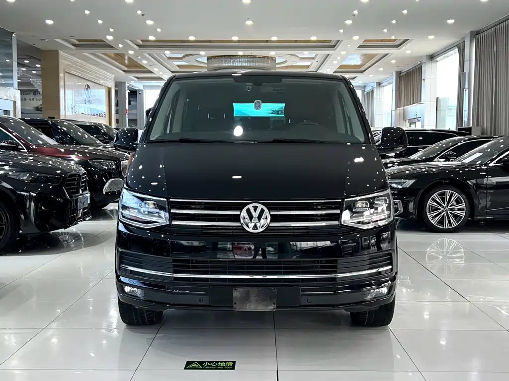 VOLKSWAGEN MULTIVAN 2019