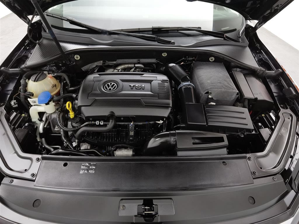 VOLKSWAGEN PASSAT 2017