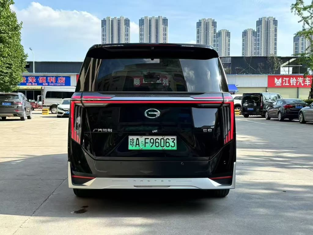 TRUMPCHI E9 2023