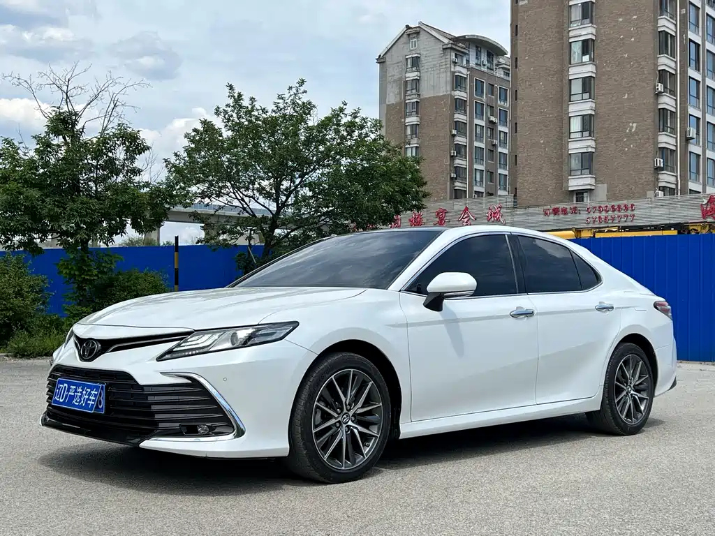 TOYOTA CAMRY 2021