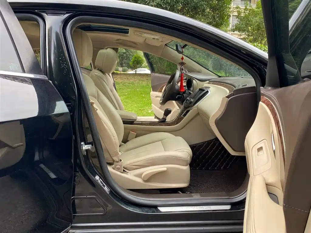 BUICK LACROSSE 2013