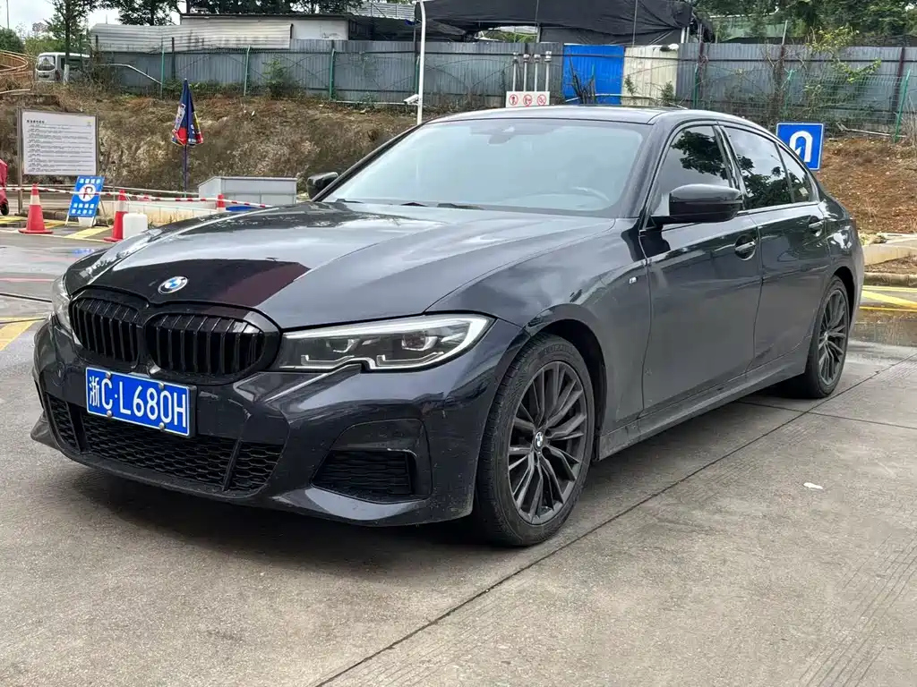 BMW 3-SERIES 2022