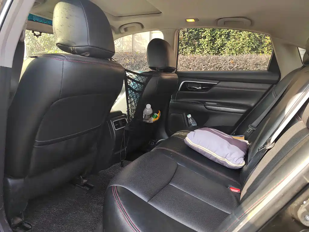 NISSAN TEANA 2017