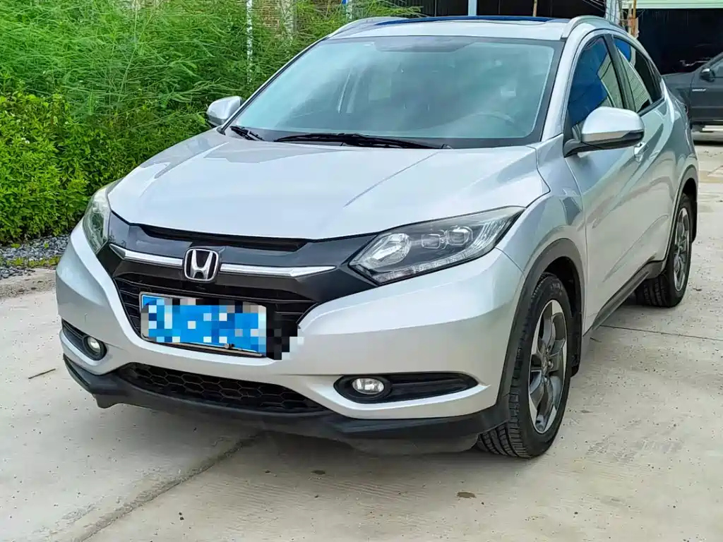 HONDA VEZEL 2015