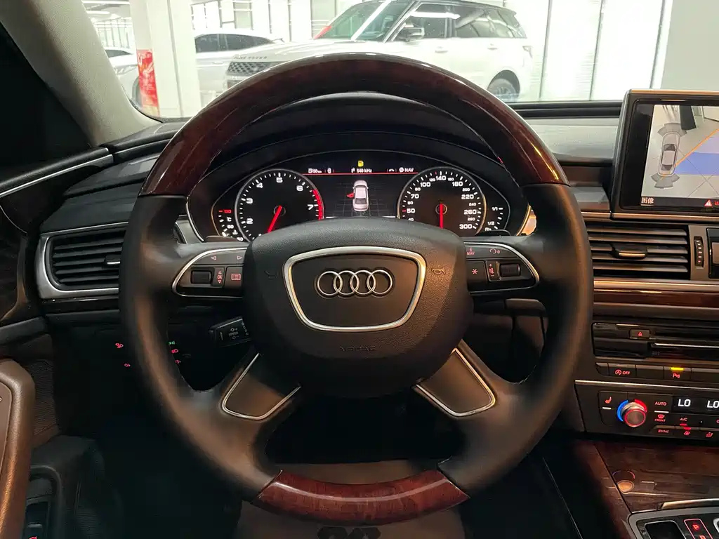 AUDI A6L 2015