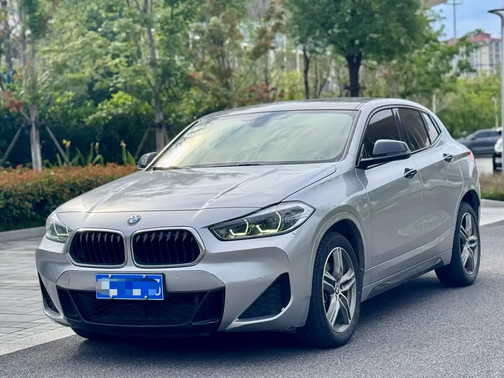 BMW X2