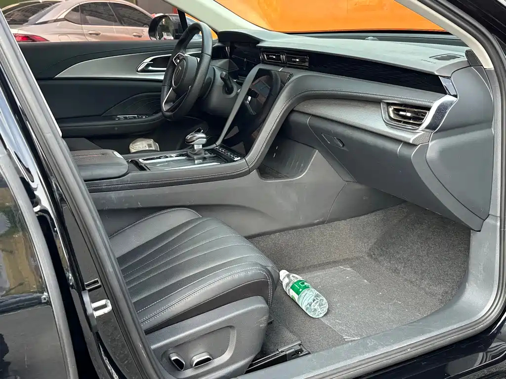 HONGQI H5 2023