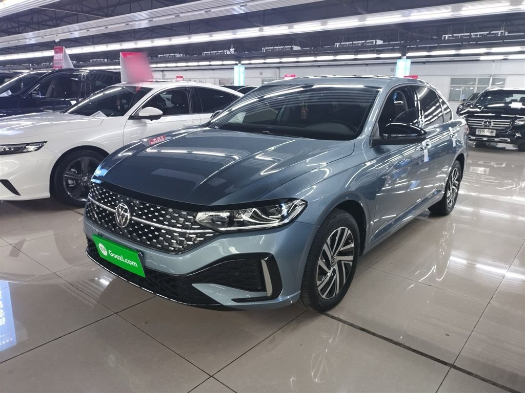 VOLKSWAGEN LAVIDA 2023