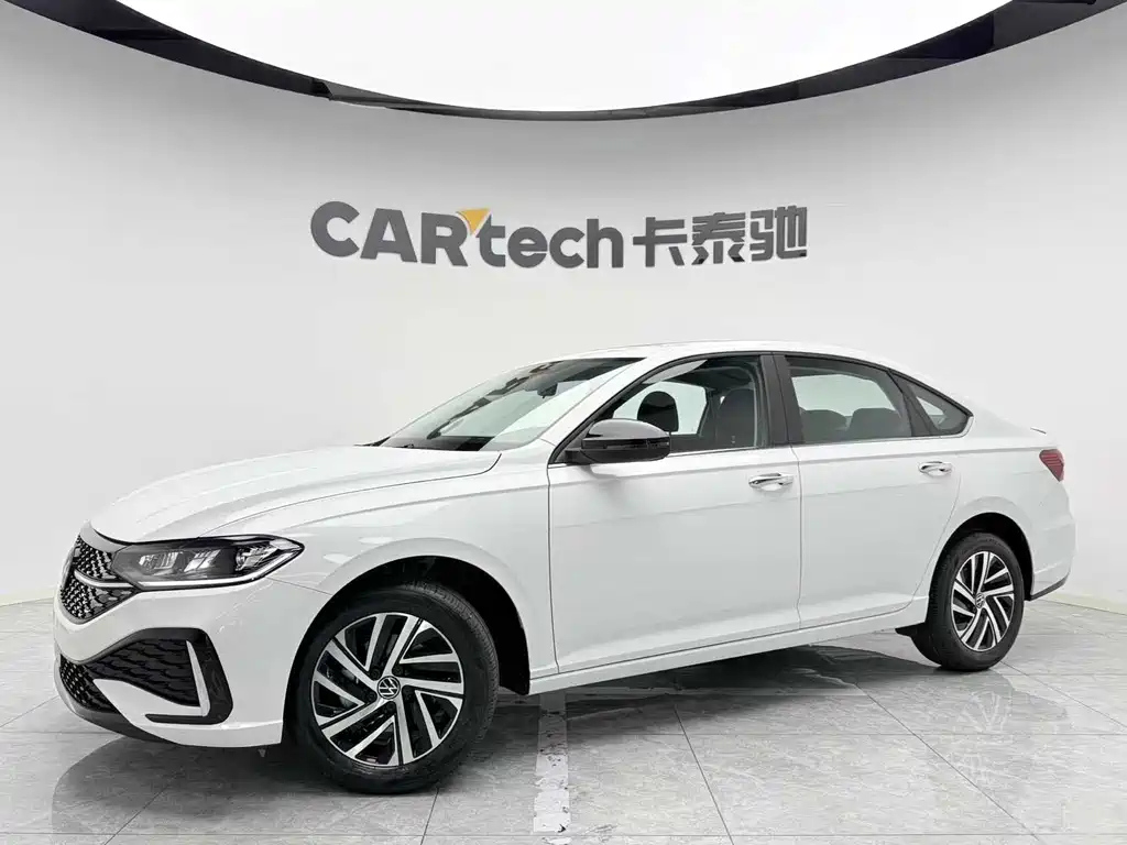 VOLKSWAGEN LAVIDA 2024