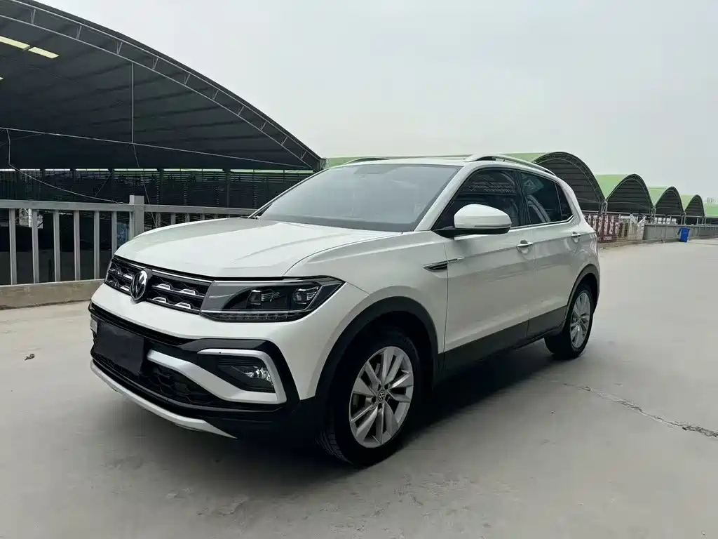 VOLKSWAGEN T-CROSS 2020