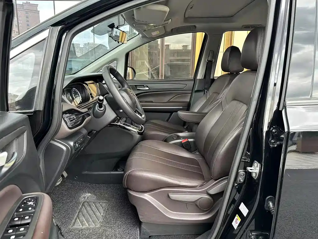 TRUMPCHI M6 2019