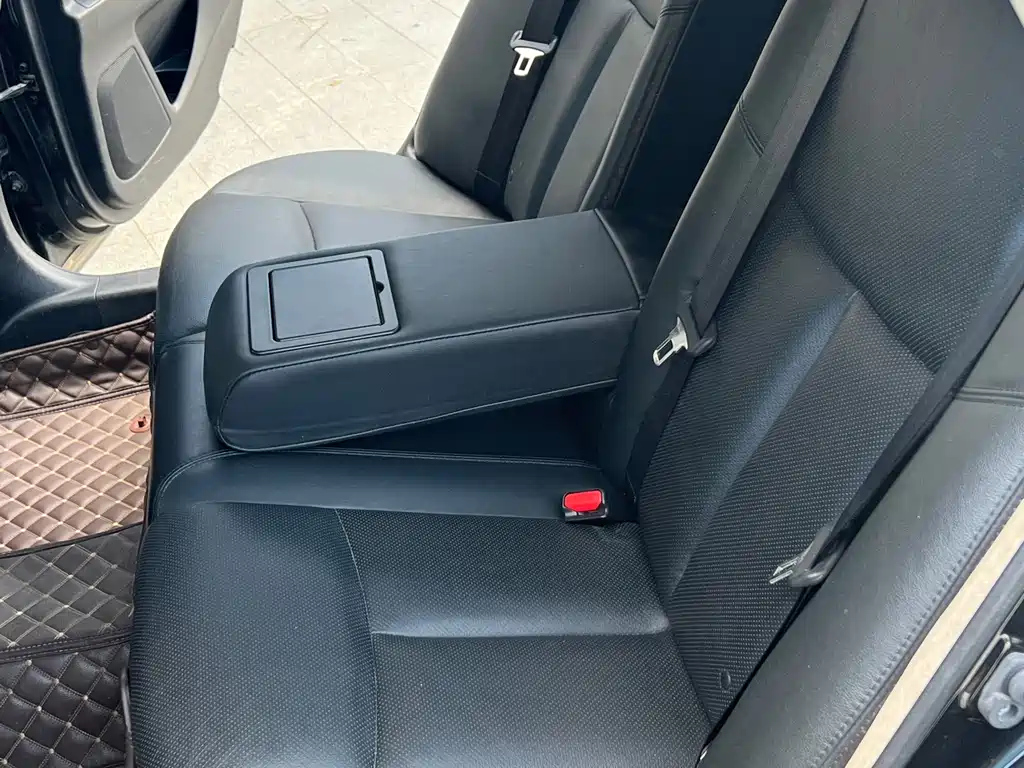 NISSAN TEANA 2015