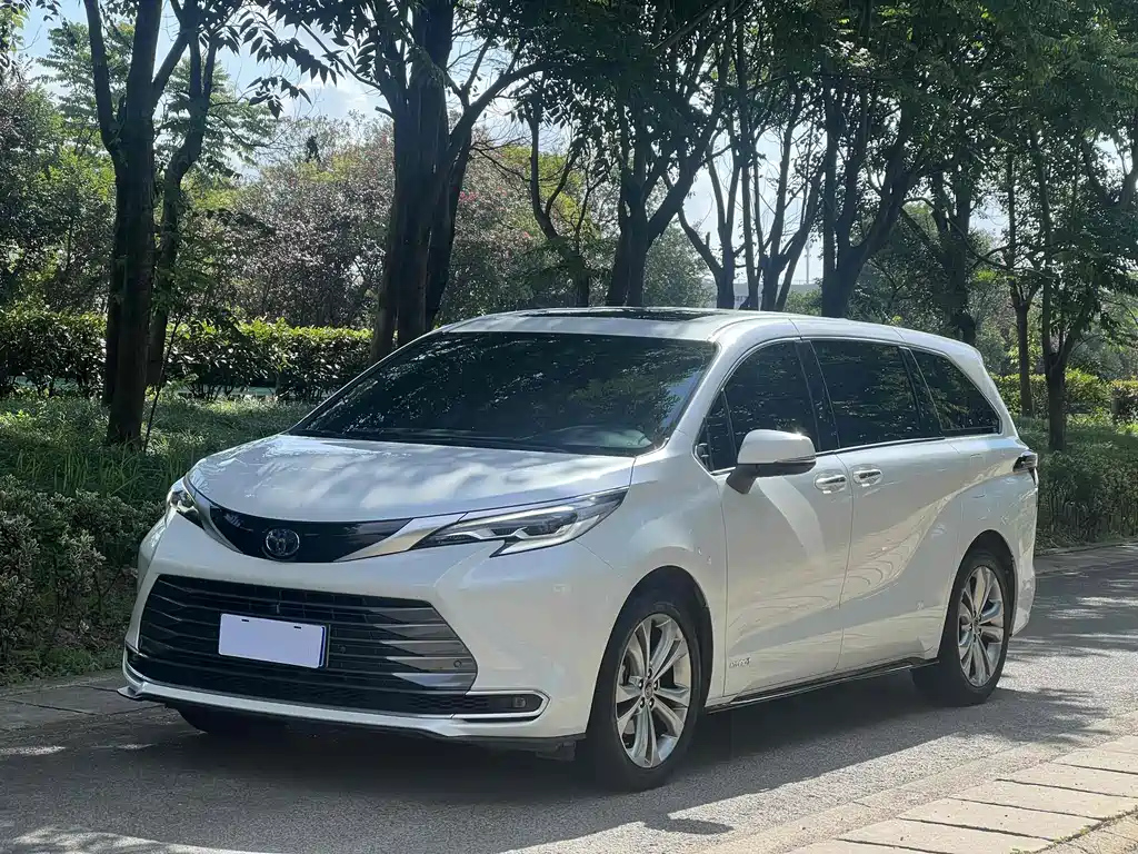 TOYOTA SIENNA SIENNA 2023