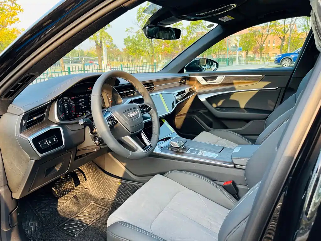 AUDI A6L 2024