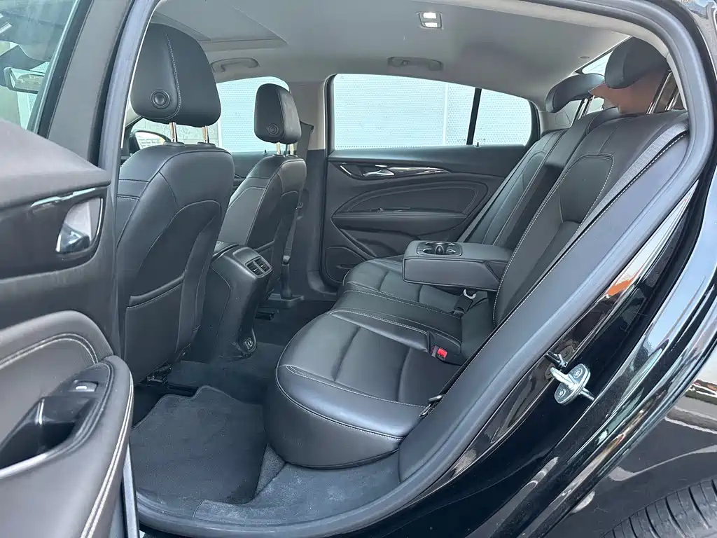 BUICK REGAL 2024