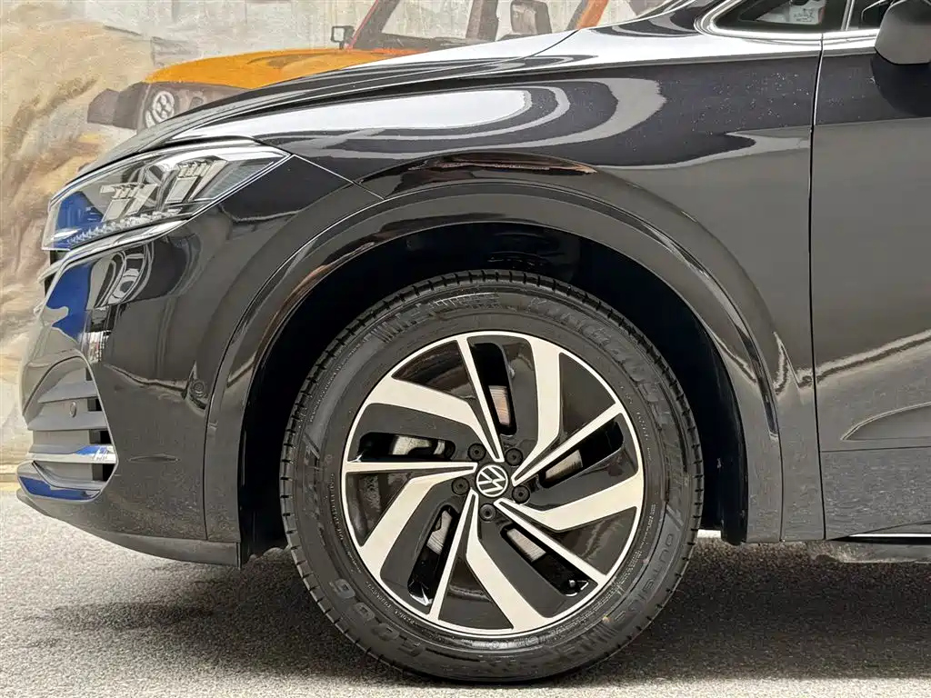 VOLKSWAGEN VILORAN 2022