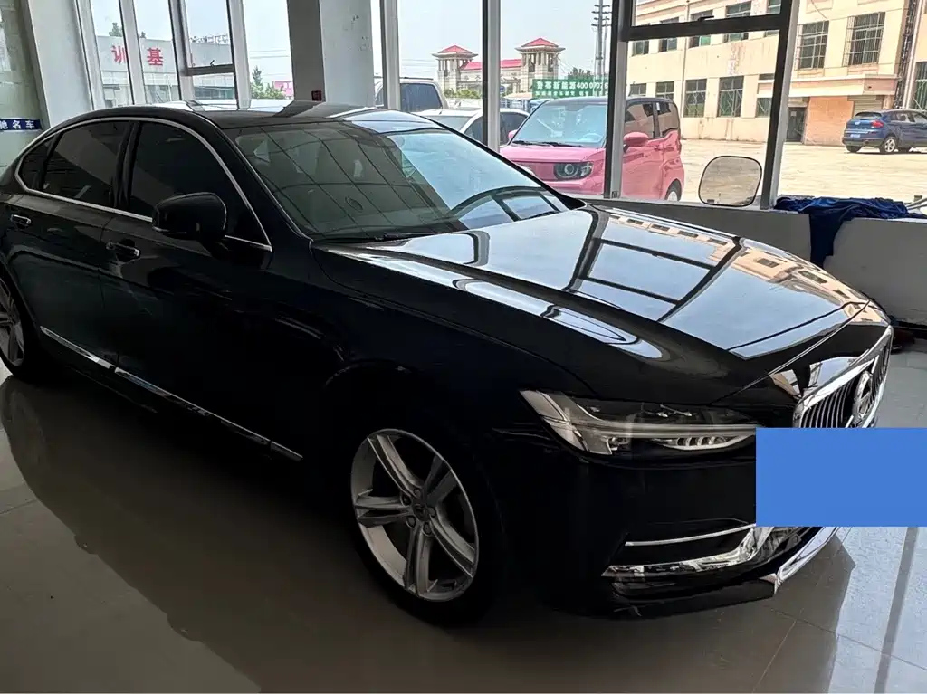 VOLVO S90 2020