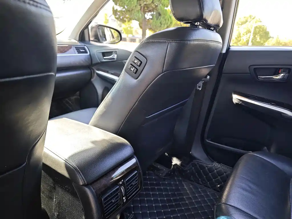 TOYOTA CAMRY 2017