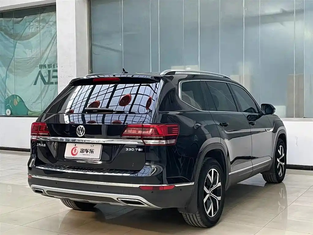VOLKSWAGEN TOURAN 2021