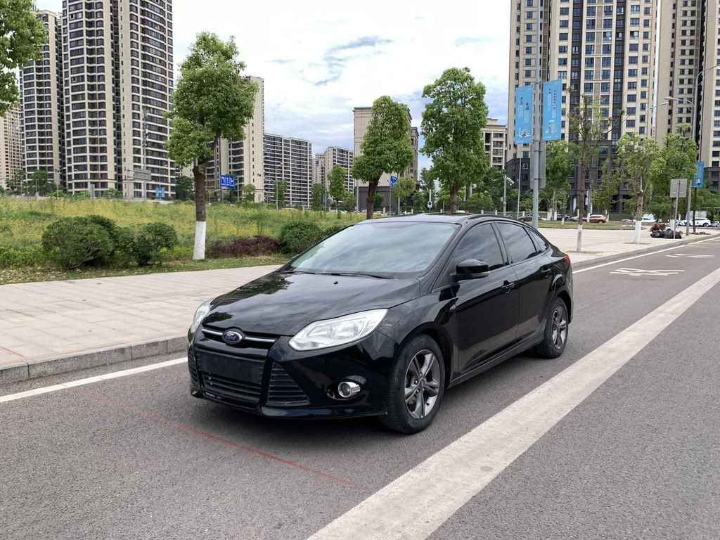 FORD FOCUS 2012