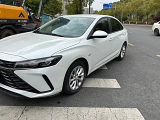 Заказать CHEVROLET CRUZE