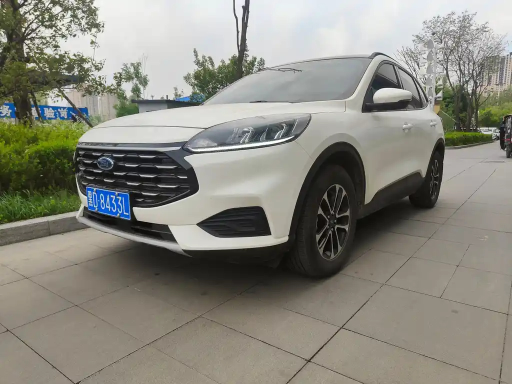 FORD ESCAPE 2020
