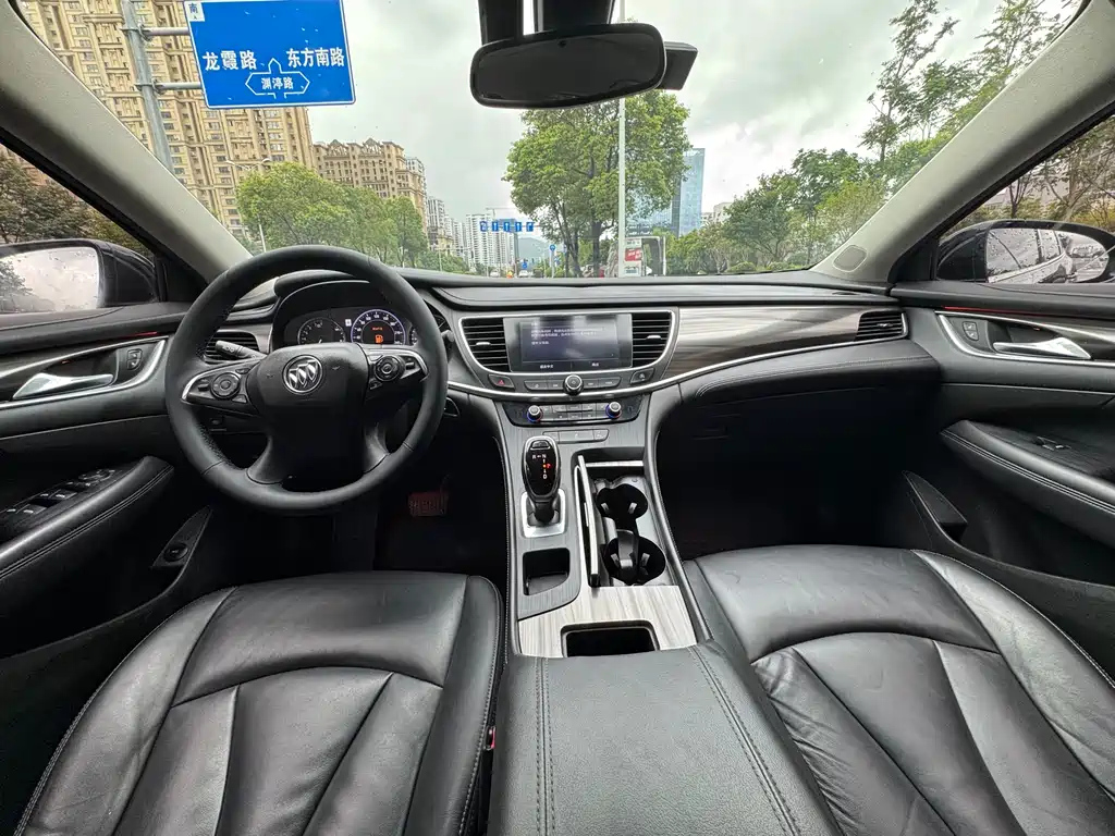 BUICK LACROSSE 2019
