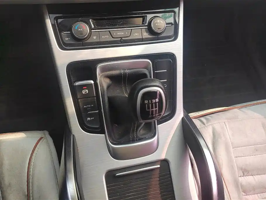 GEELY AUTO BOYUE 2016
