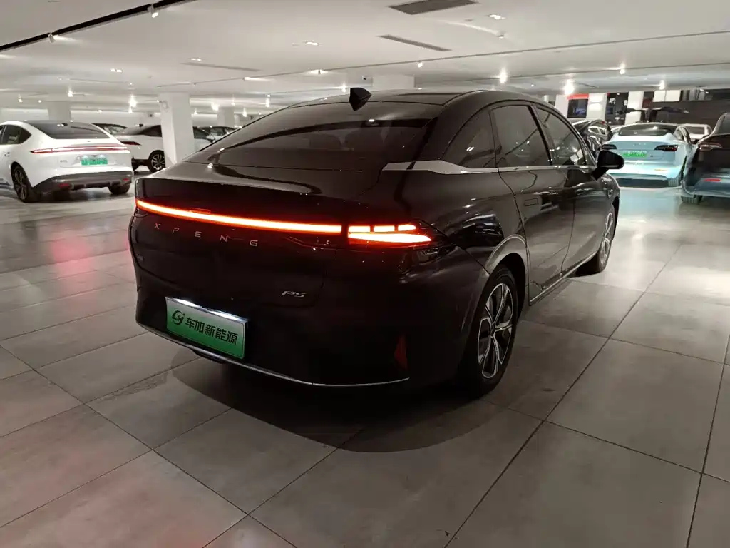 XPENG MOTORS P5 2022
