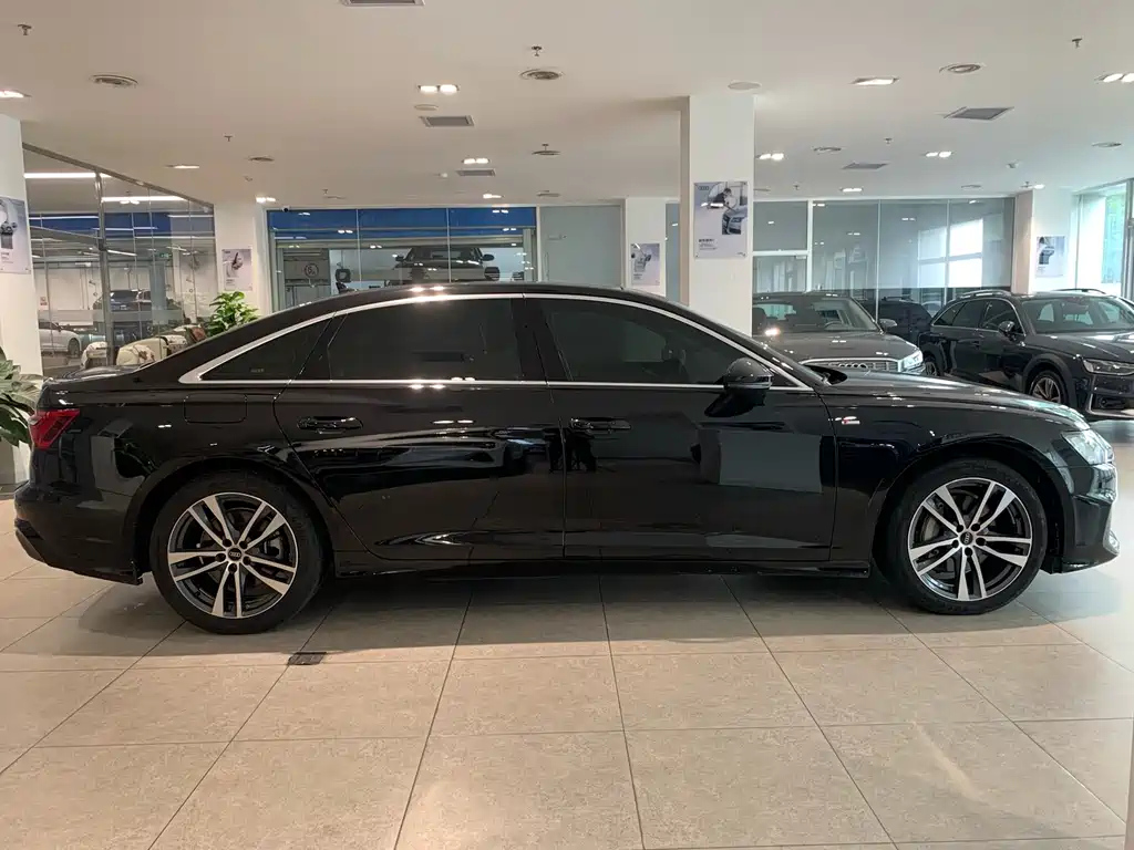 AUDI A6L 2022